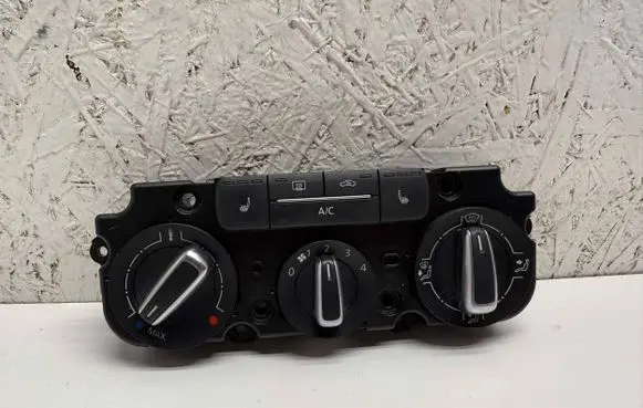 Volkswagen Jetta VI Climate control unit 5C0820047CN 5C0820047