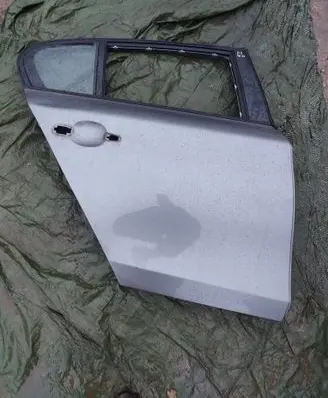 Rear door
