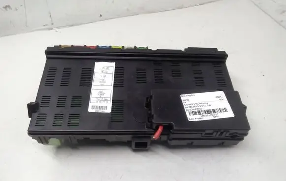 BMW X5 E53 Fuse module 6907395