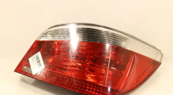 BMW 5 E60 E61 Rear/tail lights 6910768