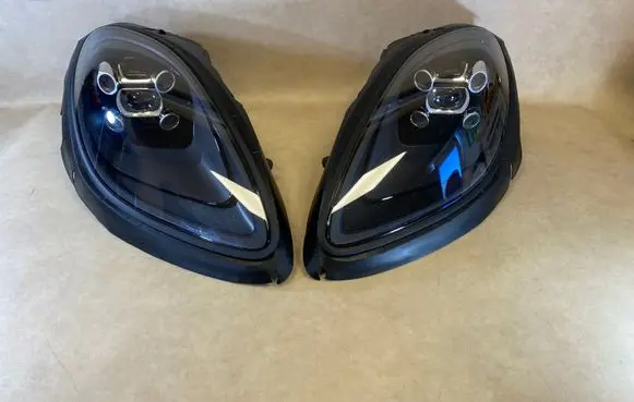 Porsche Macan (95B) Headlights/headlamps set 95B941010AL 95B941009AL