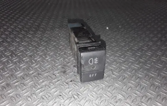 Fog light switch