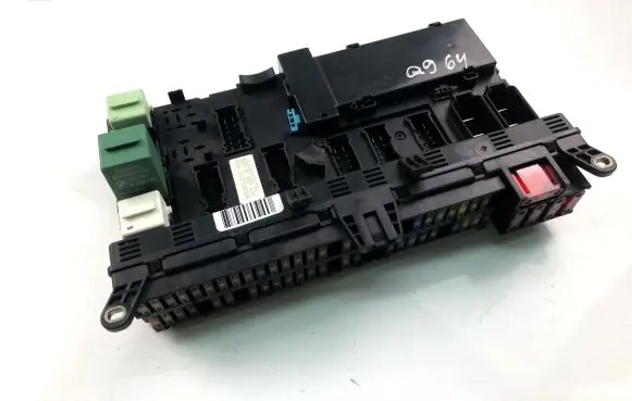 BMW X5 E53 Fuse box set 518705009