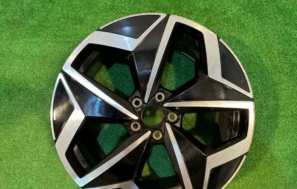 Volkswagen ID.3 R19 alloy rim 