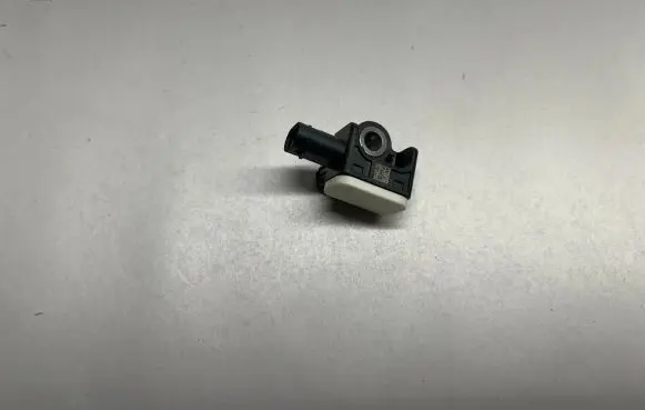 Dodge Challenger Airbag deployment crash/impact sensor 56054085AA A1668210151