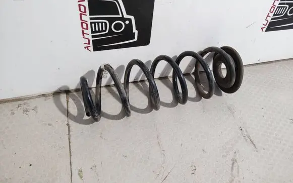 Skoda Octavia Mk3 (5E) Rear coil spring 5Q0511121