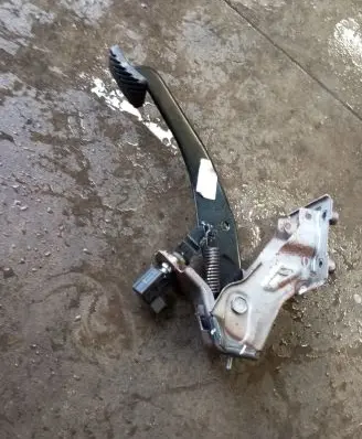 Clutch pedal