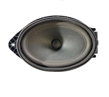 Chevrolet Silverado Front door speaker 84688101
