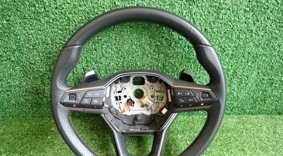 Cupra Formentor Steering wheel