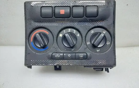 Opel Zafira B Climate control unit 90589777