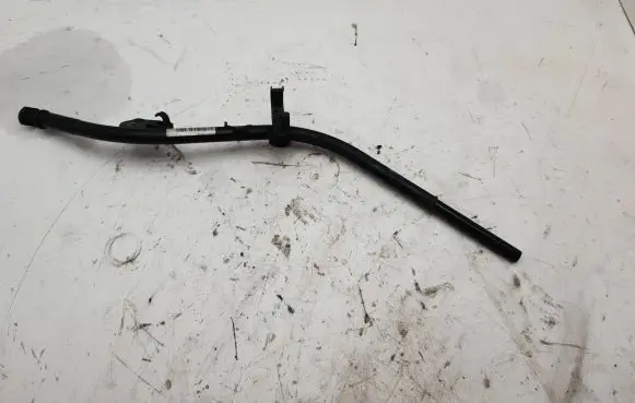 BMW 1 E82 E88 Oil level dip stick 779799803