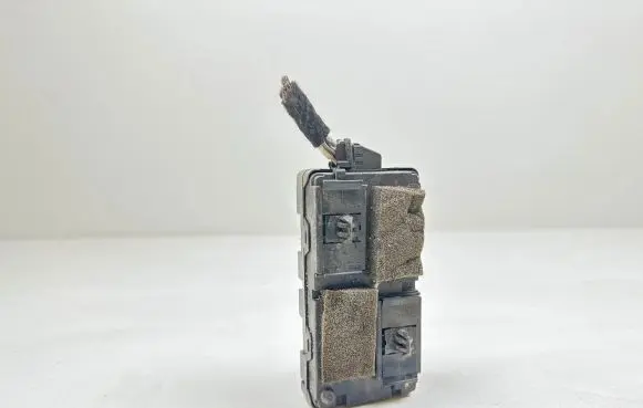 Peugeot 407 Tire pressure sensor 9660499380 S126064001C