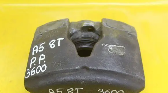 Audi A5 8T 8F Front brake caliper 8K0105S