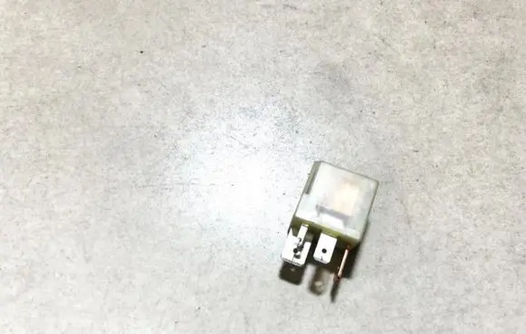 Volkswagen Golf IV Other relay 357911253