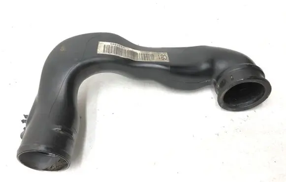 Opel Meriva B Turbo air intake inlet pipe/hose 55579742