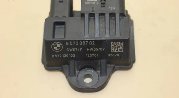 BMW X3 F25 Glow plug pre-heat relay 8570087 0522120103 SW0711