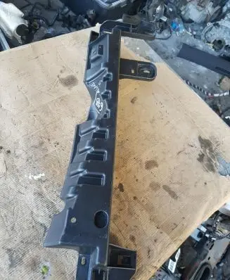 Renault Megane III Centre console side trim front 849E13115R