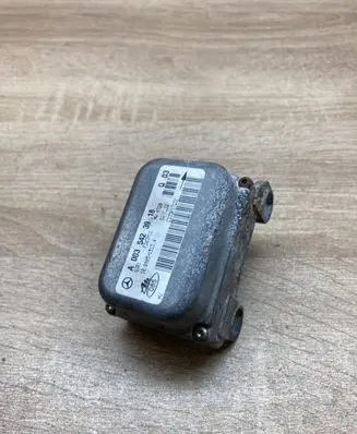 Mercedes-Benz CLK A209 C209 ESP acceleration yaw rate sensor A0035423918