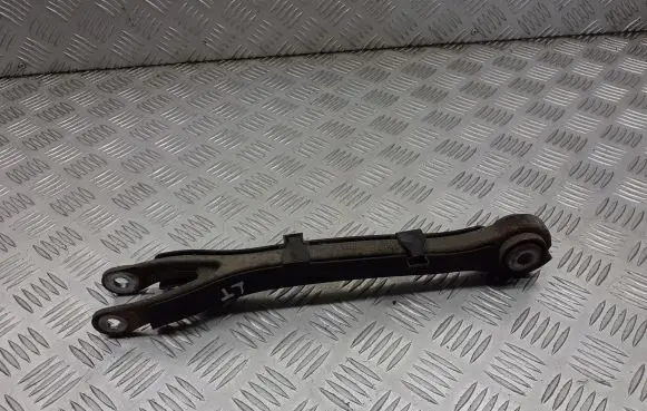 Mercedes-Benz C W204 Rear control arm A2043520288