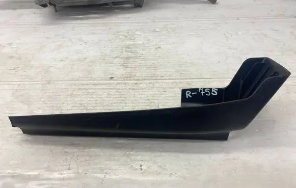 Mercedes-Benz ML W164 Front passenger seat rail trim A1649194520