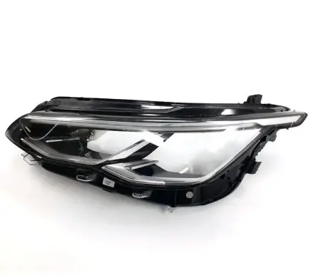 Volkswagen Golf VIII Headlight part 