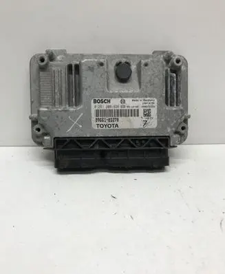 Toyota Yaris Engine control unit/module 896610D270 0261208936