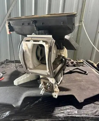 Mercedes-Benz B W245 Interior heater climate box assembly A1698300861