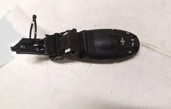 Citroen Xsara Picasso Cruise control stalk 9641796480
