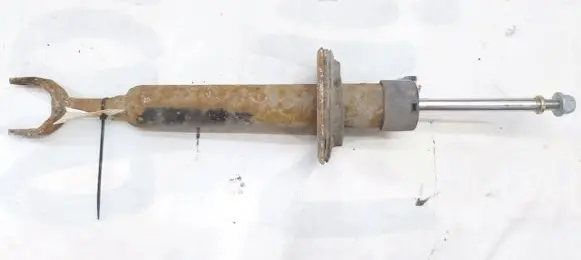 Volkswagen PASSAT B5.5 Front shock absorber/damper