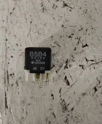 Mazda Premacy Other relay B5B4 4E20 DC12V