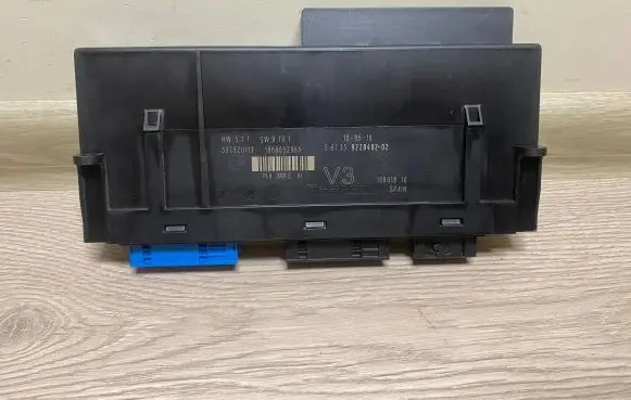 BMW 5 F10 F11 Comfort/convenience module 9228492 61359228492 6135922849202