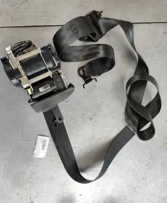 Volvo C40 Front seatbelt 32353410 31322952 32149124