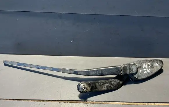 Mercedes-Benz S W220 Front wiper blade arm 