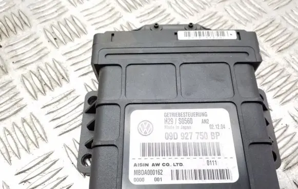 Volkswagen Touareg I Gearbox control unit/module 09D927750BP