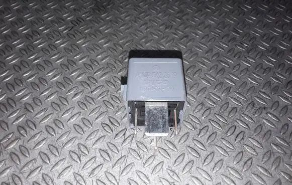 Mercedes-Benz A W169 Other relay 0025422619