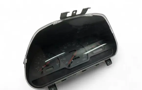 Volvo S40, V40 Speedometer (instrument cluster) 30813197
