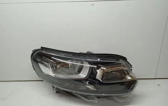 Opel Vivaro Headlight/headlamp 9808567680