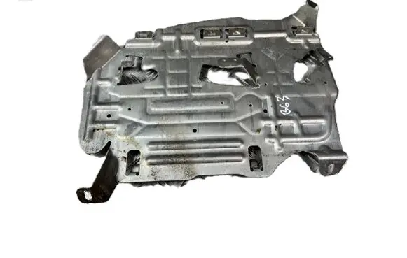 Mercedes-Benz C AMG W204 Other interior part A2046840037