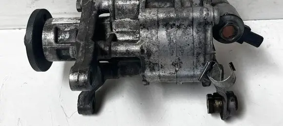 BMW 5 F10 F11 Power steering pump 679866503
