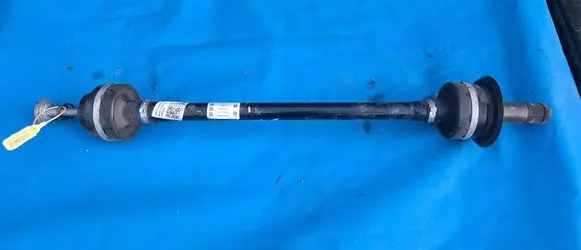 BMW X5 G05 Rear driveshaft 8487518 33208487518