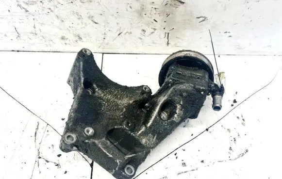 Opel Vectra B Power steering pump