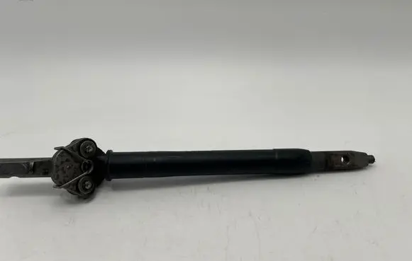 Land Rover Discovery 4 - LR4 Steering column universal joint QLB500070