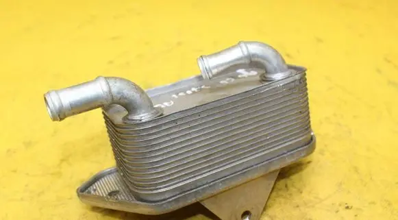 Audi A6 S6 C6 4F Engine oil radiator 