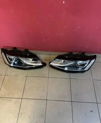 Volkswagen Transporter - Caravelle T7 Headlight/headlamp 7T1941081B 7T1941081C