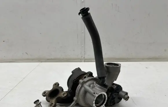 Volkswagen Golf Sportsvan Turbo 05E145701E