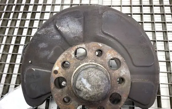 Mercedes-Benz E W212 Front wheel hub spindle knuckle