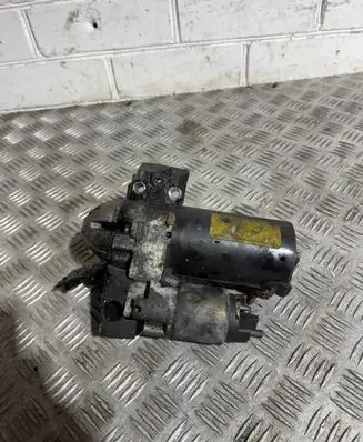 BMW 5 F10 F11 Starter motor 8506657