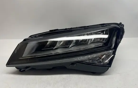 Skoda Superb B5 (3U) Headlight/headlamp 3V1941015C