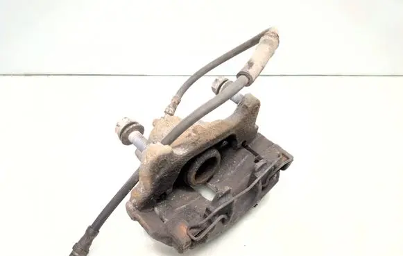 Volkswagen PASSAT B7 Front brake caliper 