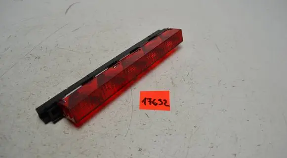Ford Focus Third/center stoplight 1S7113A613A